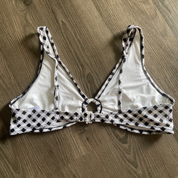 Black and White Bikini Top, Old Navy - Picture 2 of 3